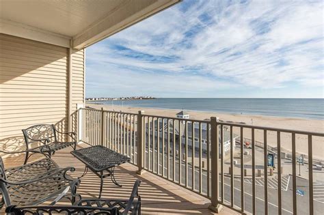 Hampton Beach, NH Vacation Rentals - 53 Ocean Boulevard is a one-of-kind gem nestled along the Hampton Beach boardwalk. . Hampton beach oceanfront rentals